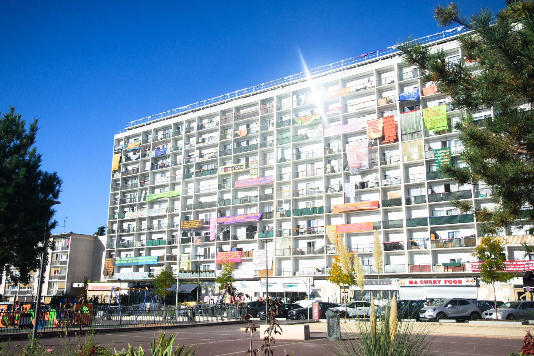 La poésie dans le tissu - inauguration