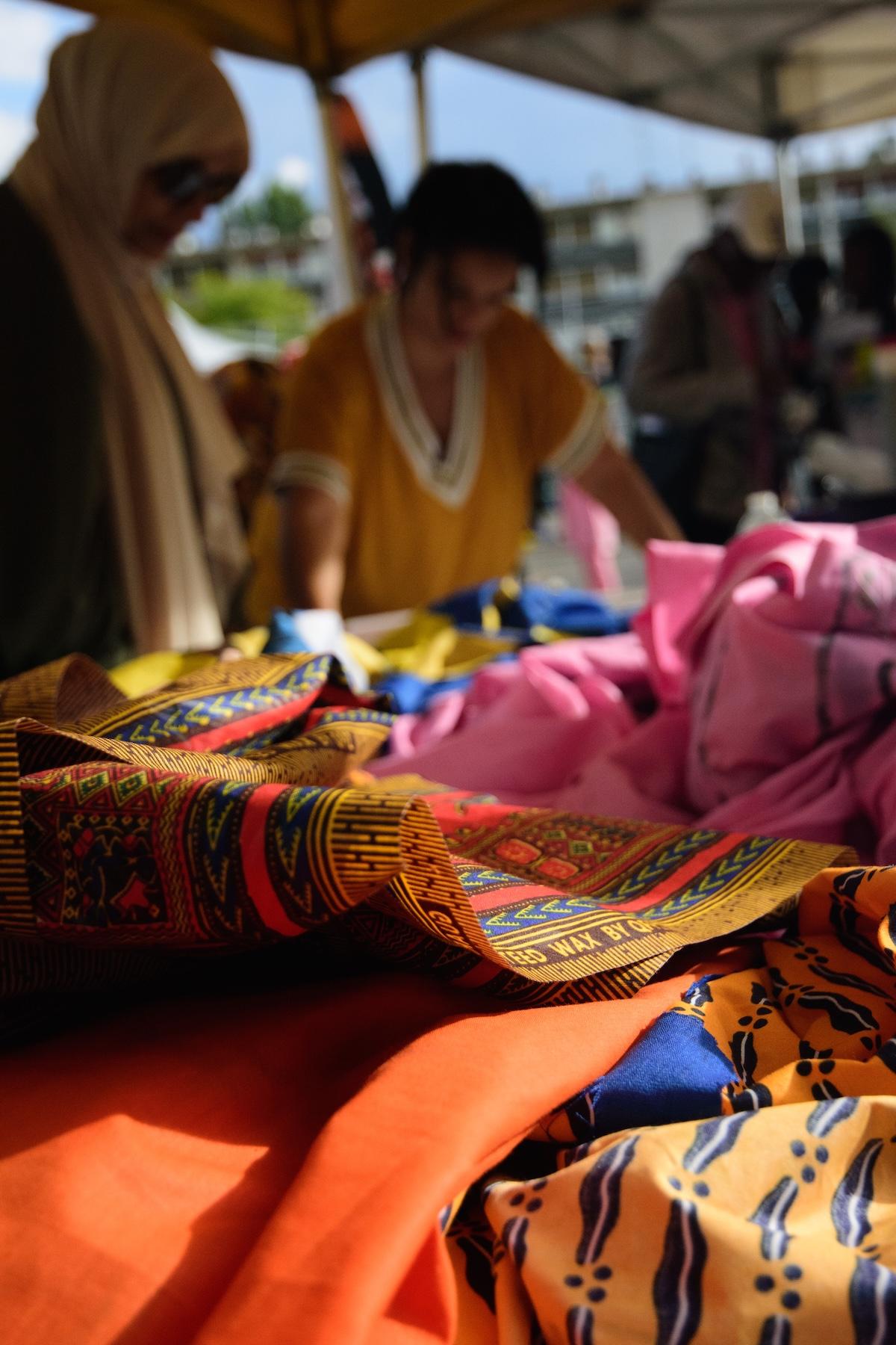 La poésie dans le tissu — ateliers